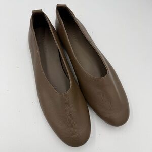 NEW Everlane Brown Leather The Day Glove Flat in Size 11